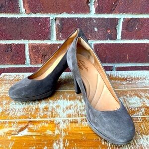 Clarks Indigo Chocolate Brown Suede Leather Heels